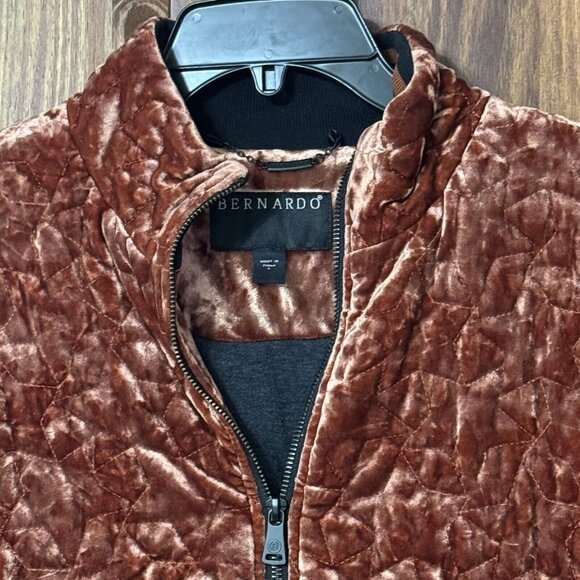 Bernardo Women's Brown Velvet Bomber Style Jacket Size Large - Picture 2 of 6